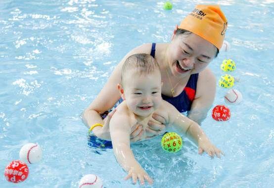 【宝妈日记】杭州蓝旗亲子游泳中心体验归后感