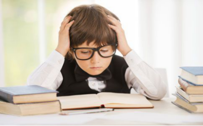 孩子突然近视怎么办,抓住近视治疗最佳时间