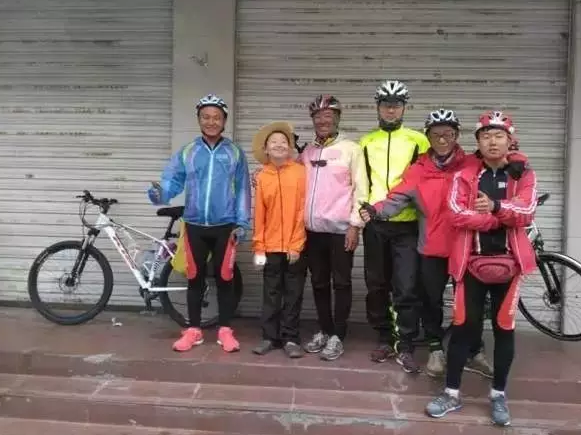 无锡12岁初中少年20天骑行1300公里挑战青藏线
