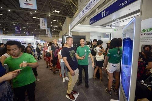 病不起 死不起 没钱看病只能等死?这个现状该