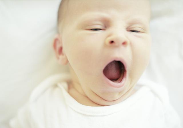 宝宝睡眠时常有惊跳怎么办?六招帮你搞定