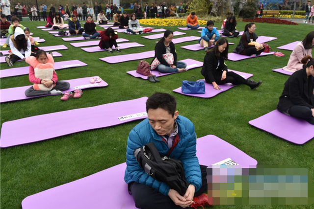 常州首届发呆大赛 大学生发呆4小时获“呆神”