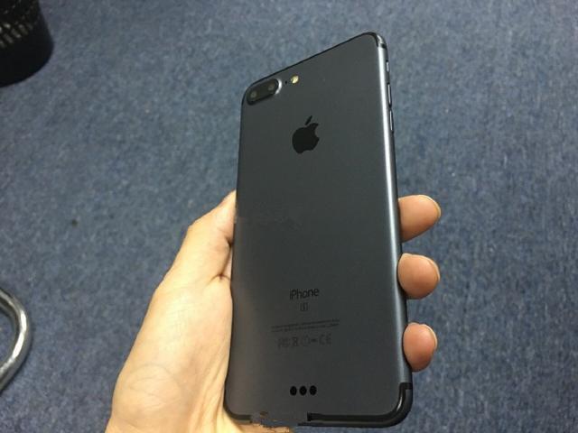 iPhone 7炭黑版本曝光:颜值更胜深空灰