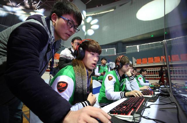 2017年海峡两岸大学生电子竞技大赛在南京开