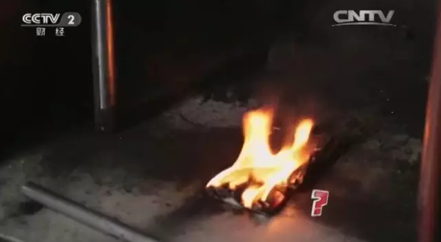 这样携带充电宝会爆炸 春节出门前一定要看_大