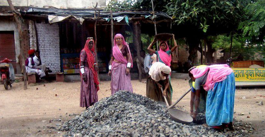 你不了解的印度 女性地位不如猪狗