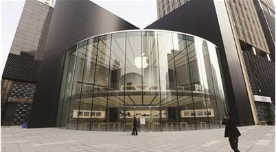 苹果直营店玻璃盒建筑能耗惊人 引环保争议