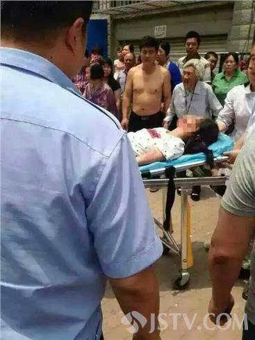 盐城一<em>初中女生</em>中考结束后<em>跳楼</em>身亡 或因考差