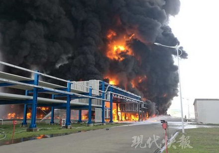 泰州就靖江德桥仓储公司火灾事故成立调查组