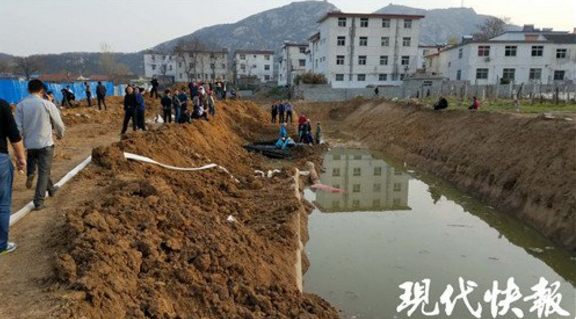 连云港发现汉代古墓 挖掘工作仍在继续