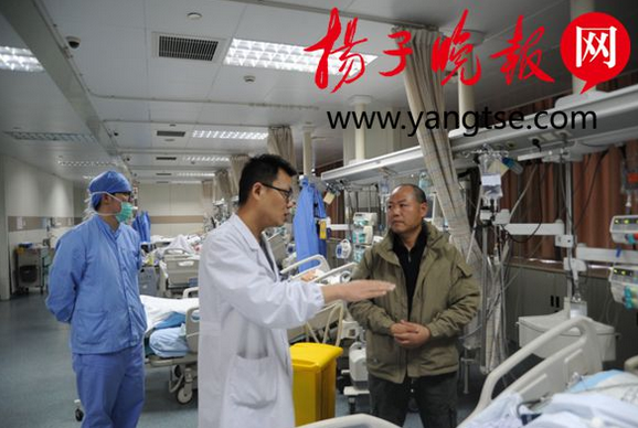 苏州一环卫工人命悬一线 人武部部长倾力相救