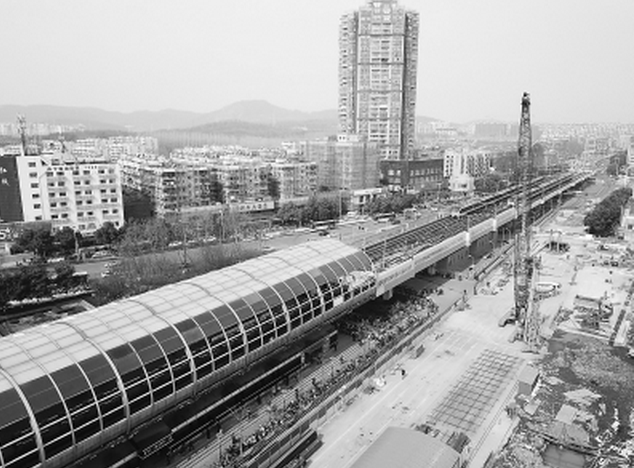 红山人口_红山果图片(2)