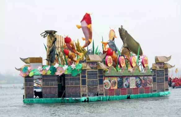 烟花三月！泰州溱潼水乡民间船会水上狂欢节