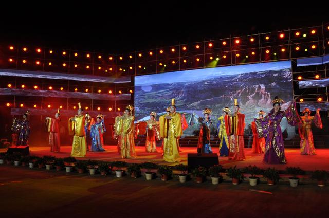 2018紫金文化艺术节徐州群文演出活动隆重举