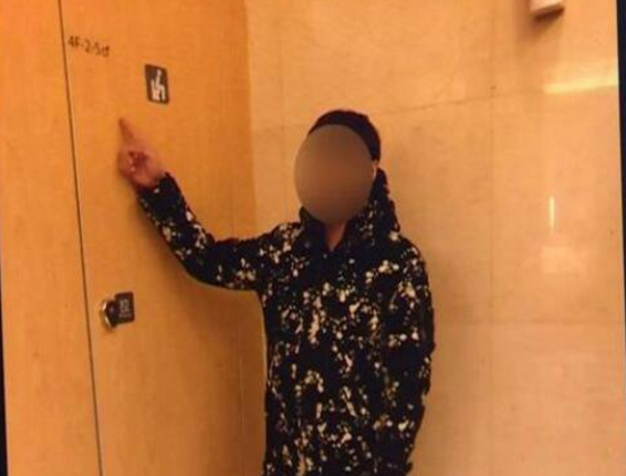 南京一小伙藏身商場廁所 半夜出來盜竊