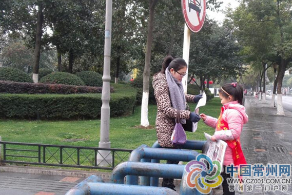 常州12岁女童钟爱公益 志愿服务时间逾150小