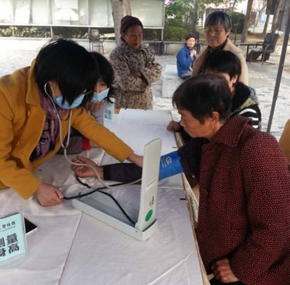 海盐碧桂园暖冬大行动 义诊进社区活动圆满落