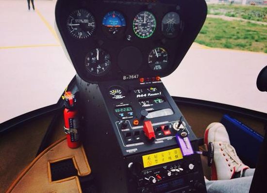 小米带你飞!800米高空看尖山_频道-嘉兴