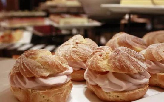 据说十个人当中有九个爱吃泡芙的,你是不是? 