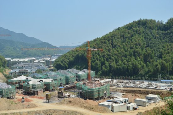 日高温烤验产权郡工程建设如火如荼_商业-金华频道成都南山别墅图片