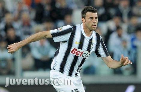 巴尔扎利:意甲冠军远胜德甲 欲斩强敌夺双冠