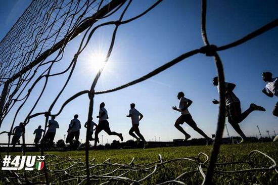 尤文图斯备战意甲收官战 双冠王热盼欧冠决赛