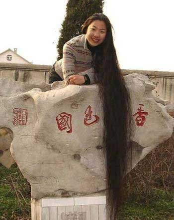 组图:世界上头发最长的人