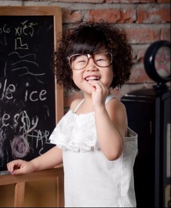 卷毛兜兜《数数歌》-掀儿童歌曲新热潮