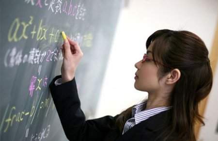 教师成为日本高危职业 每年超百名老师自杀引
