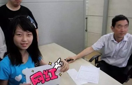 15岁女孩传奇高考之路:上海拒绝 美国接纳