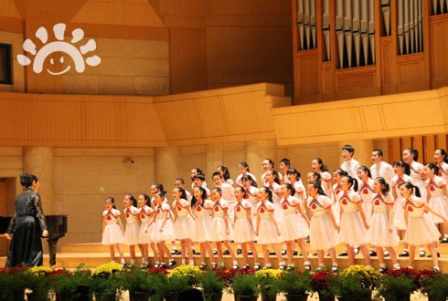 北京电视台七色光艺术团参演音乐会