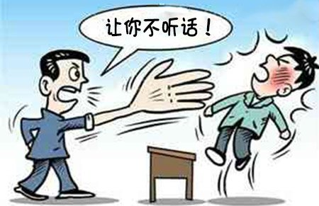 省级示范幼儿园?孩童上课不听话 两教师摁脖子