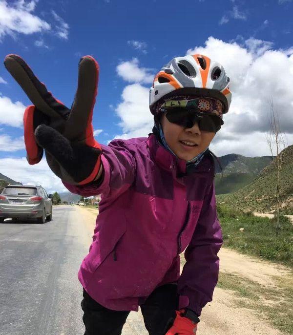 26天2166公里 12岁小女孩和爸爸完成川藏线骑
