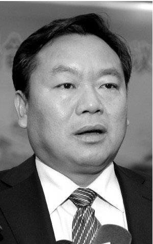 楚雄州长等数官员落马 住建局局长陷艳照门