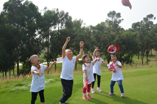 观澜湖少儿高尔夫夏令营之旅 向着太阳奔跑吧