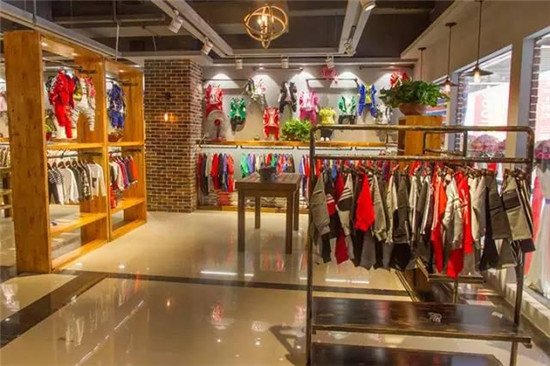 假日狂欢 从中豪精品童装区开始