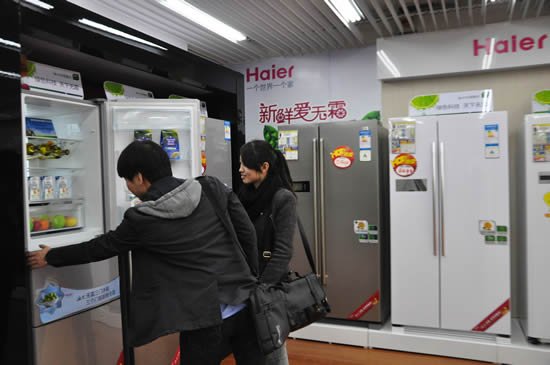 给宝宝创造幸福生活 海尔冰箱上演无霜的父爱
