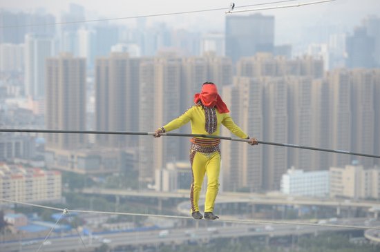 艾斯凯尔在昆明西山万达广场创造7迹