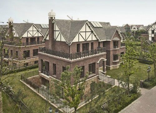 英郡在售联排双拼和小独栋别墅 首付50万