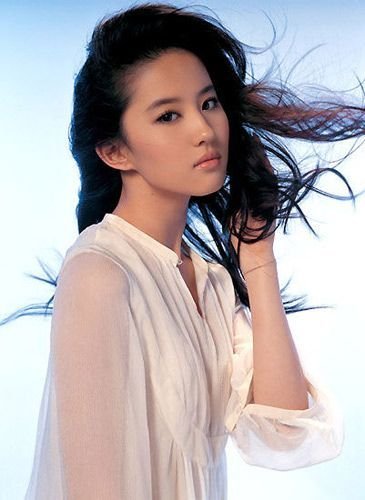 神仙姐姐--刘亦菲的庄园式豪宅