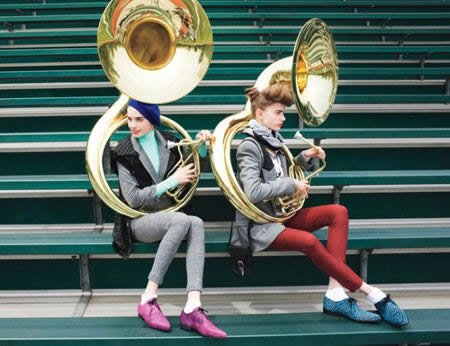 新团队里人人爱穿Legging搭配长T