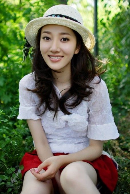 夏日<em>女孩</em>张蓉蓉<em>穿越时空</em>变身祝英台_女性_腾