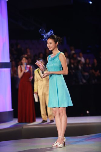 田桐获得"最上镜小姐奖"