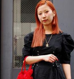 街拍日本女孩大胆雷人发型(组图)