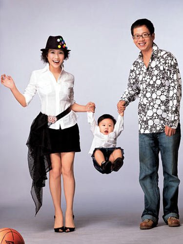盘点:嫁给了<em>丑男的美女</em>明星_<em>电影</em>_天涯来吧_天