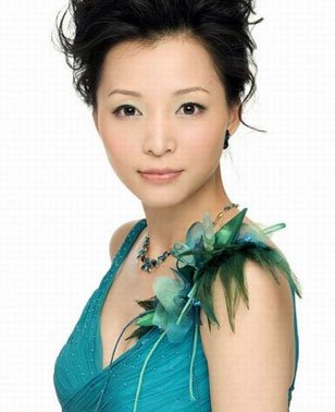 央视最佳女主播董卿保养秘诀