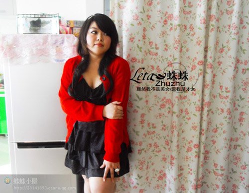 晒搭配:胖妞美眉教你<em>艳色</em>显瘦穿衣经(图)_<em>女性</em>