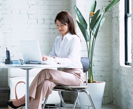 <em>身体</em>护肤:年末警惕<em>白领</em>健康杀手TOP10(图)_女