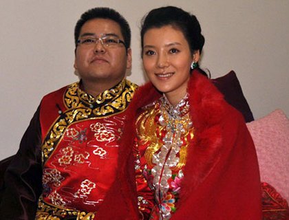女星车晓办传统婚礼嫁山西首富