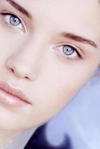 ���ʻ�ױƷ���飺�۸����ٱ� ���ǳɷ�һ��